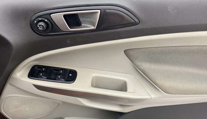 2015 Ford Ecosport TITANIUM 1.5L DIESEL, Diesel, Manual, 39,025 km, Driver Side Door Panels Control