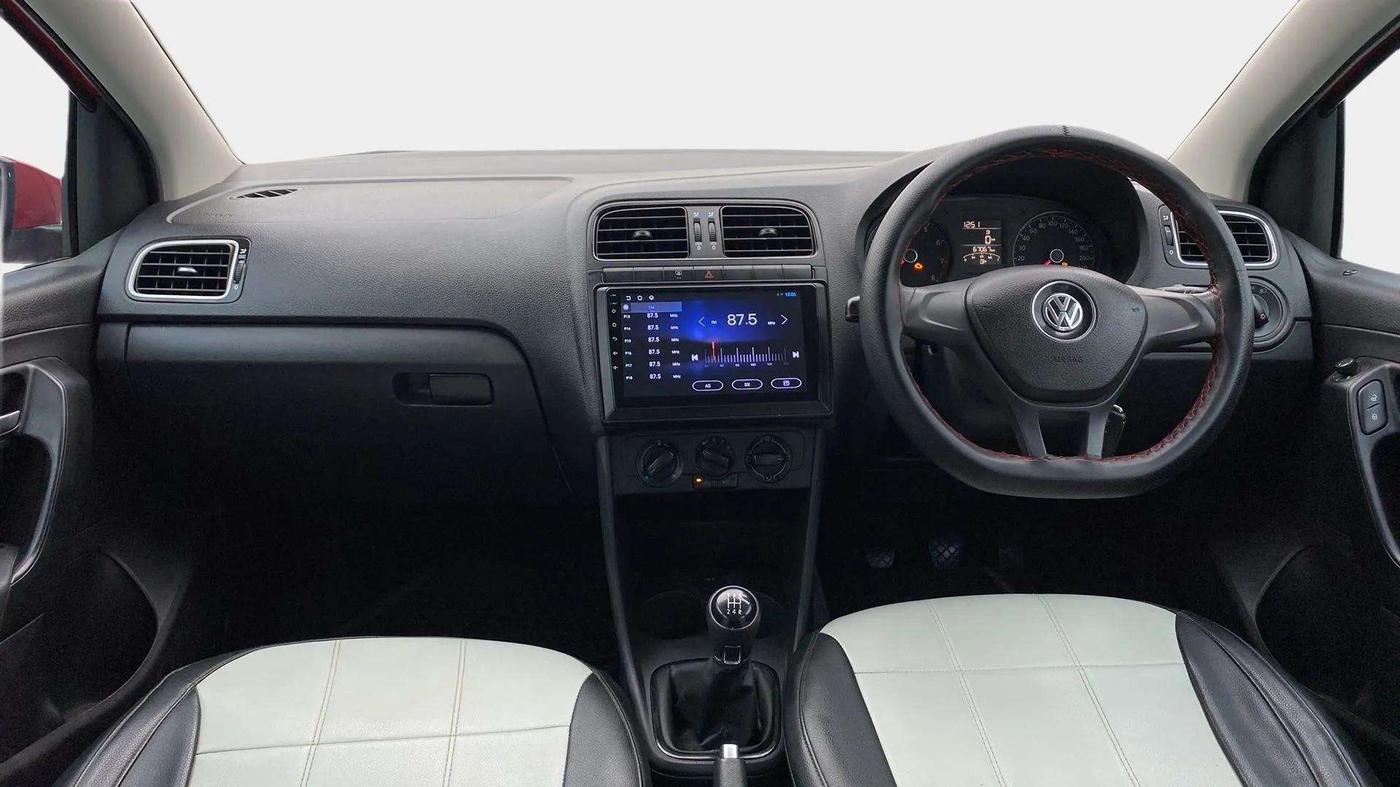 2018 Volkswagen Polo COMFORTLINE 1.0L MPI, Petrol, Manual, 67,043 km, Dashboard