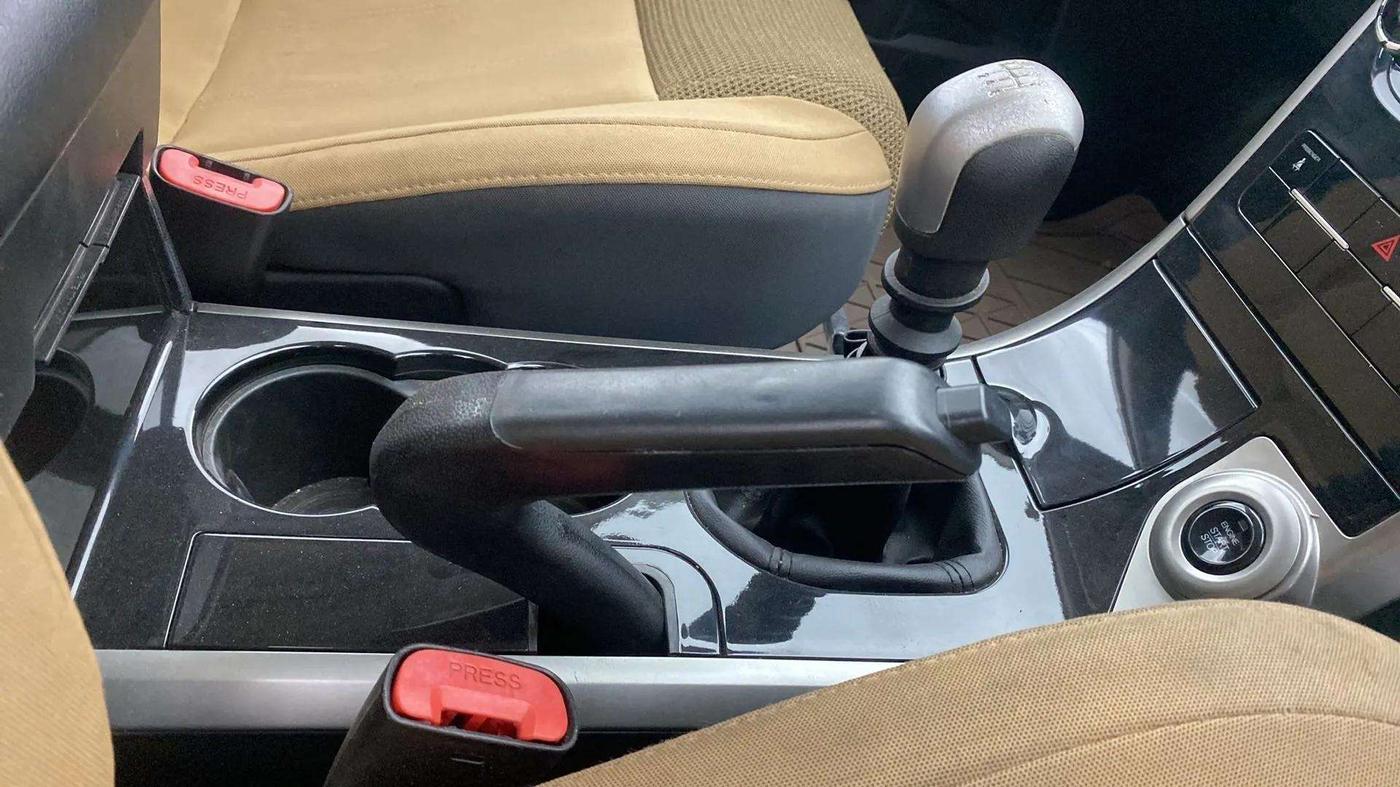 2018 Mahindra XUV500 W7, Diesel, Manual, 53,880 km, Gear Lever