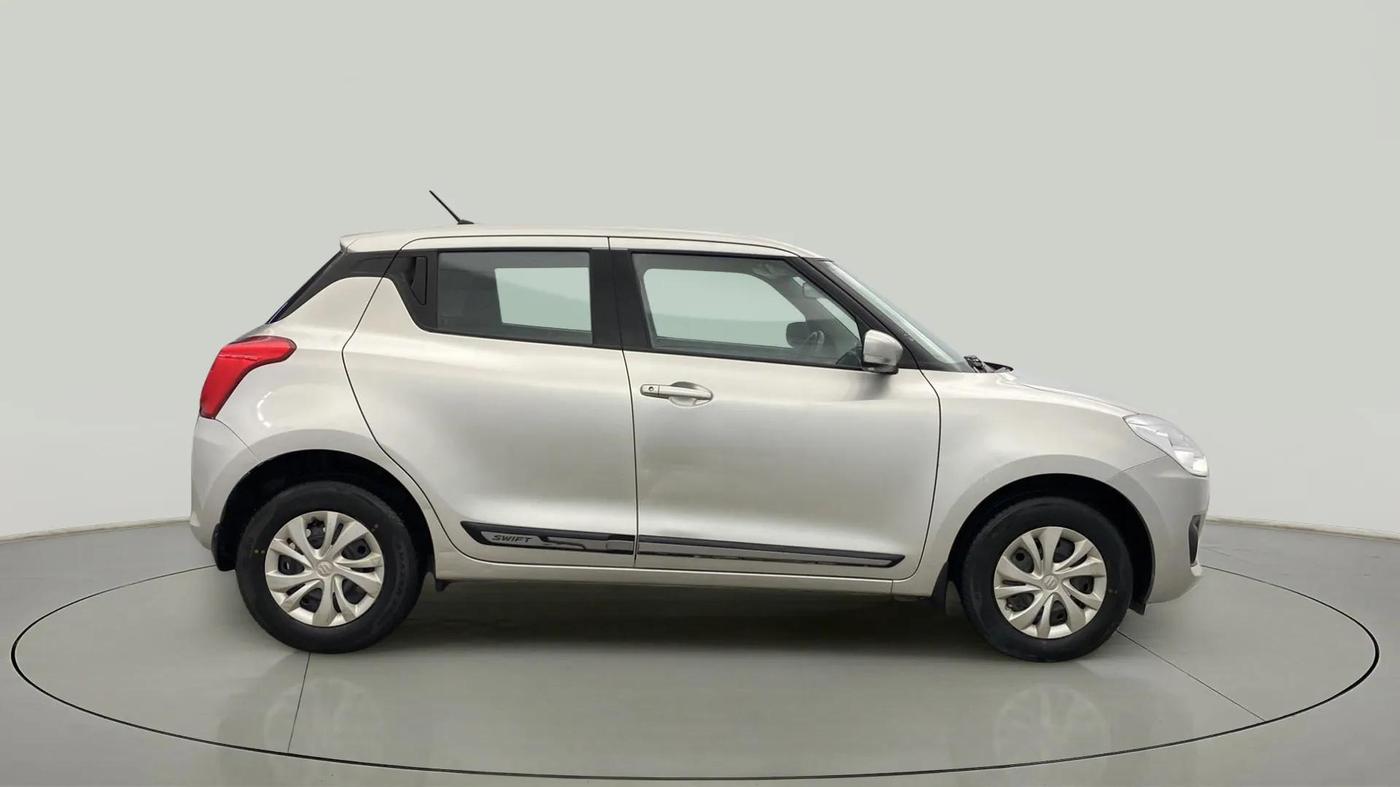 2018 Maruti Swift VXI, Petrol, Manual, 42,485 km, Right Side View