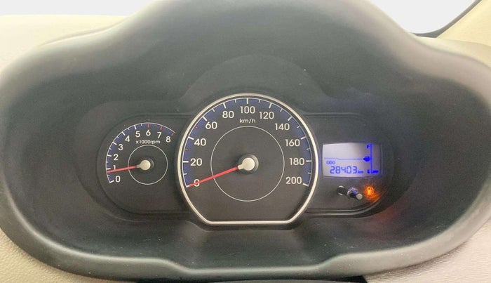 2014 Hyundai i10 SPORTZ 1.1, Petrol, Manual, 28,475 km, Odometer Image