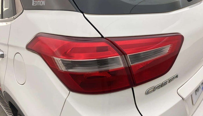 2016 Hyundai Creta SX PLUS  ANNIVERSARY EDITION 1.6 PETROL, Petrol, Manual, 1,01,967 km, Left tail light - < 2 inches,no. = 2