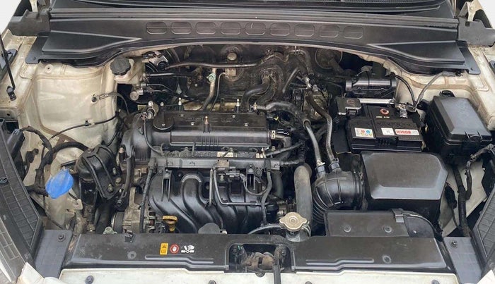 2016 Hyundai Creta SX PLUS  ANNIVERSARY EDITION 1.6 PETROL, Petrol, Manual, 1,01,967 km, Open Bonet
