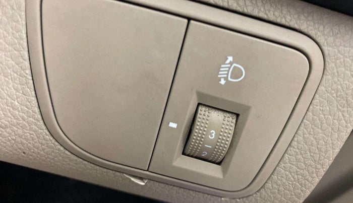 2014 Hyundai Eon ERA +, Petrol, Manual, 40,586 km, Dashboard - Headlight height adjustment not working