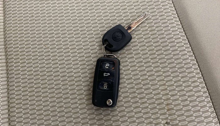 2014 Volkswagen Polo COMFORTLINE 1.2L PETROL, Petrol, Manual, 39,236 km, Key Close Up