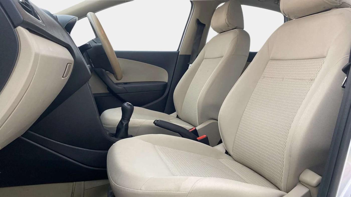 2014 Volkswagen Polo COMFORTLINE 1.2L PETROL, Petrol, Manual, 39,236 km, Right Side Front Door Cabin