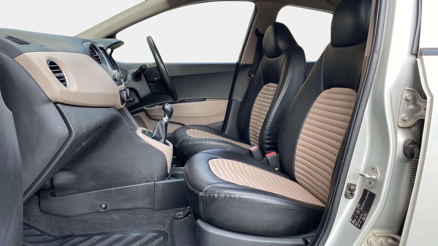 2018 Hyundai Grand i10 ASTA 1.2 KAPPA VTVT, Petrol, Manual, 75,960 km, Right Side Front Door Cabin
