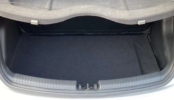 2018 Hyundai Grand i10 ASTA 1.2 KAPPA VTVT, Petrol, Manual, 75,960 km, Boot Inside