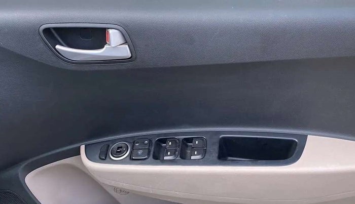 2018 Hyundai Grand i10 ASTA 1.2 KAPPA VTVT, Petrol, Manual, 75,960 km, Driver Side Door Panels Control