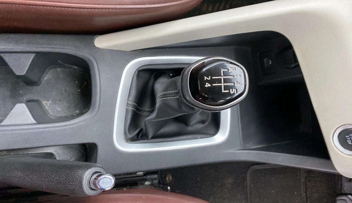 2021 Nissan MAGNITE XV MT, Petrol, Manual, 15,692 km, Gear Lever