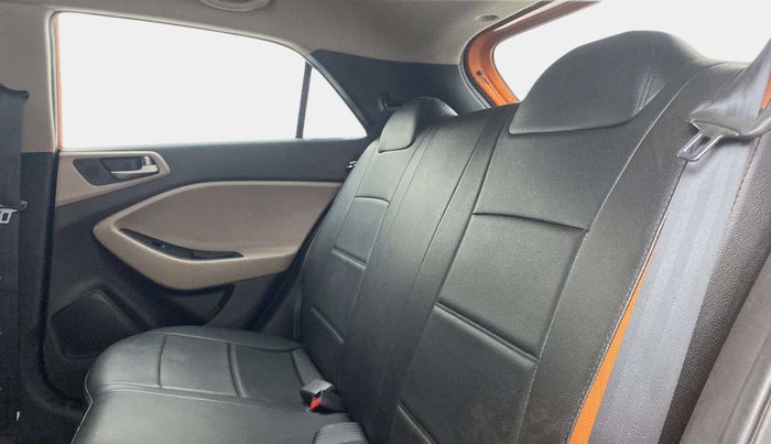 2018 Hyundai Elite i20 ASTA 1.2, Petrol, Manual, 26,729 km, Right Side Rear Door Cabin