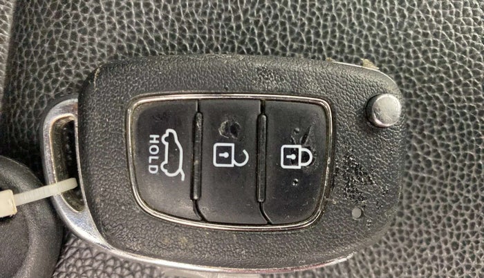2018 Hyundai Elite i20 ASTA 1.2, Petrol, Manual, 26,729 km, Key Close Up