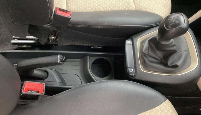 2019 Hyundai NEW SANTRO ERA EXECUTIVE, Petrol, Manual, 24,461 km, Gear Lever