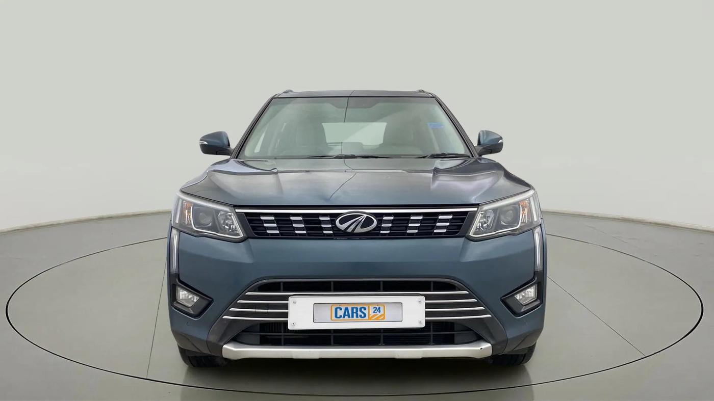 2021 Mahindra XUV300 W8 (O) 1.2 PETROL AMT, Petrol, Automatic, 32,245 km, Front