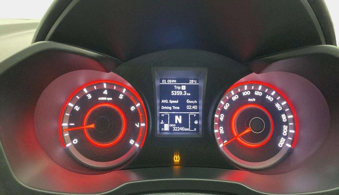 2021 Mahindra XUV300 W8 (O) 1.2 PETROL AMT, Petrol, Automatic, 32,245 km, Odometer Image