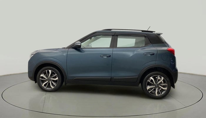 2021 Mahindra XUV300 W8 (O) 1.2 PETROL AMT, Petrol, Automatic, 32,245 km, Left Side