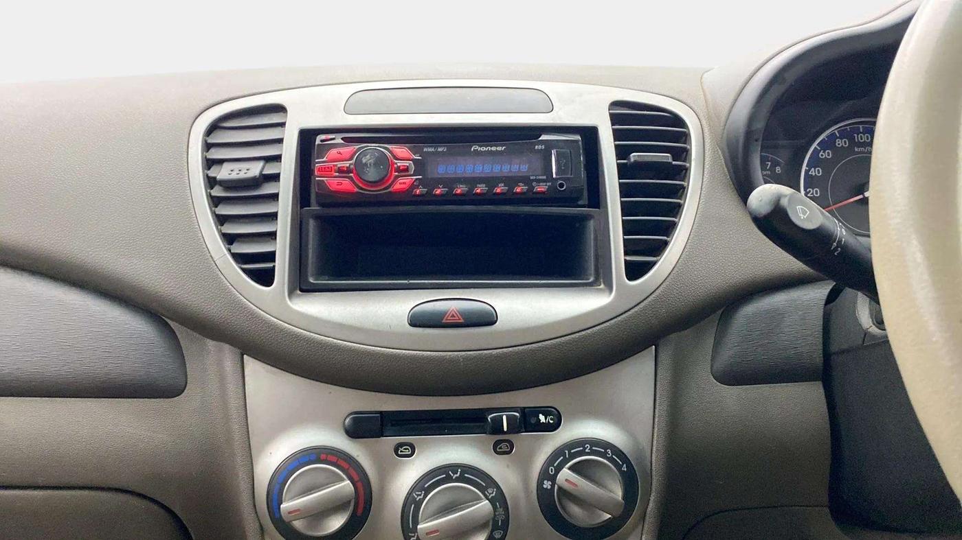 2012 Hyundai i10 MAGNA 1.2, Petrol, Manual, 65,914 km, Air Conditioner