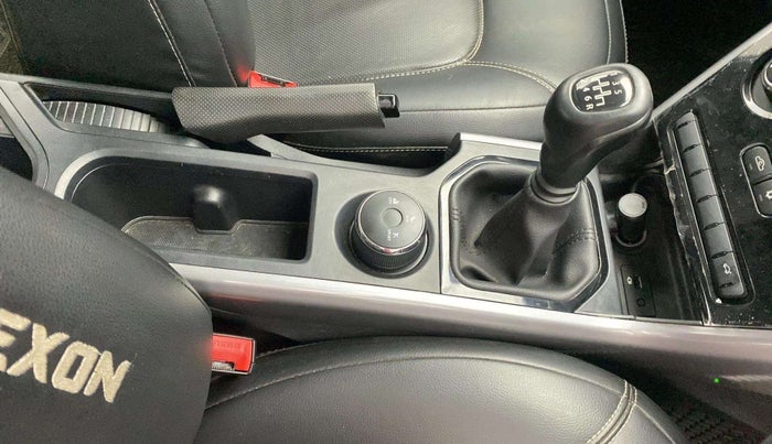 2022 Tata NEXON XM PETROL, Petrol, Manual, 23,791 km, Gear Lever