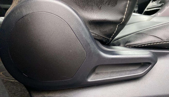 2022 Tata NEXON XM PETROL, Petrol, Manual, 23,791 km, Driver Side Adjustment Panel