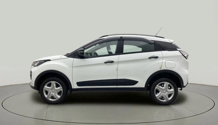 2022 Tata NEXON XM PETROL, Petrol, Manual, 23,791 km, Left Side
