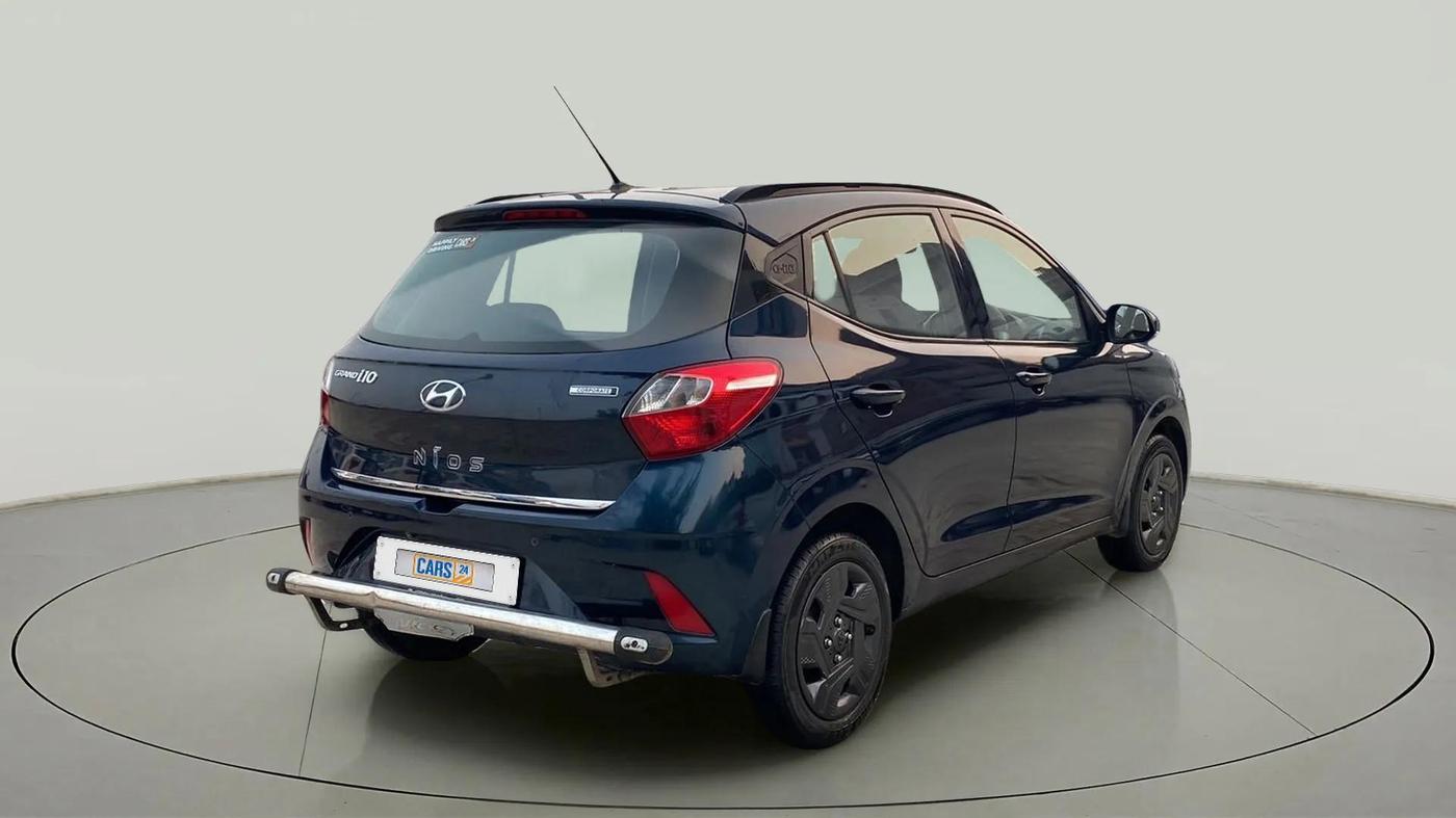 2022 Hyundai GRAND I10 NIOS MAGNA CORPORATE EDITION 1.2 KAPPA VTVT, Petrol, Manual, 29,840 km, Right Back Diagonal