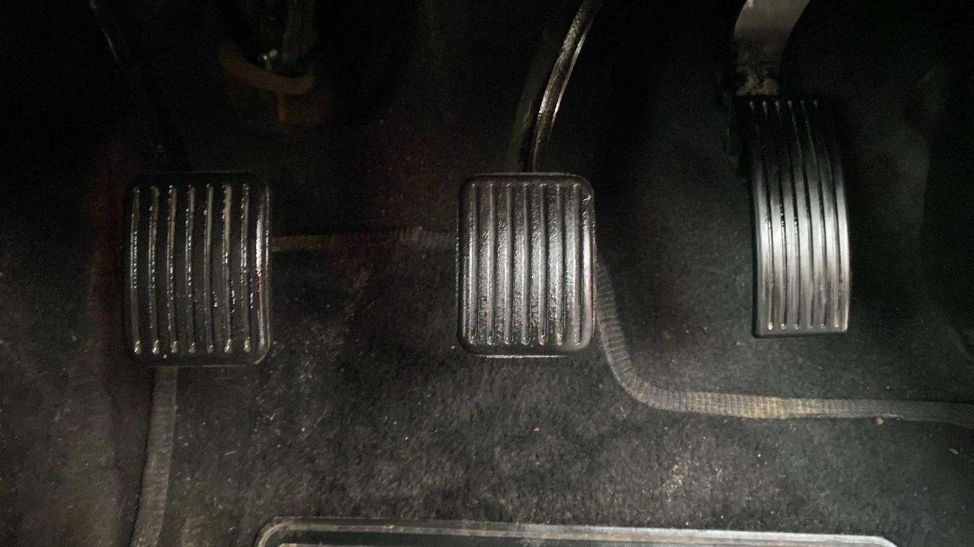 2022 Hyundai GRAND I10 NIOS MAGNA CORPORATE EDITION 1.2 KAPPA VTVT, Petrol, Manual, 29,840 km, Pedals