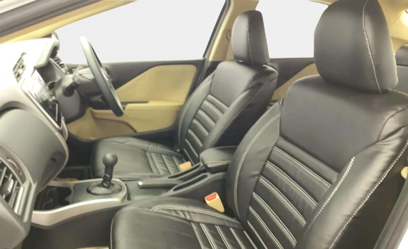 2018 Honda City 1.5L I-VTEC V MT, Petrol, Manual, 39,117 km, Right Side Front Door Cabin