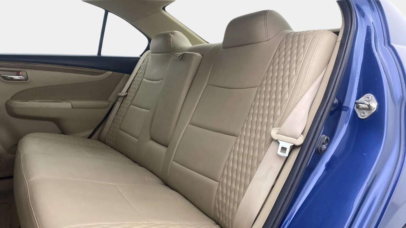 2019 Maruti Ciaz DELTA 1.5 SHVS MT PETROL, Petrol, Manual, 49,002 km, Right Side Rear Door Cabin