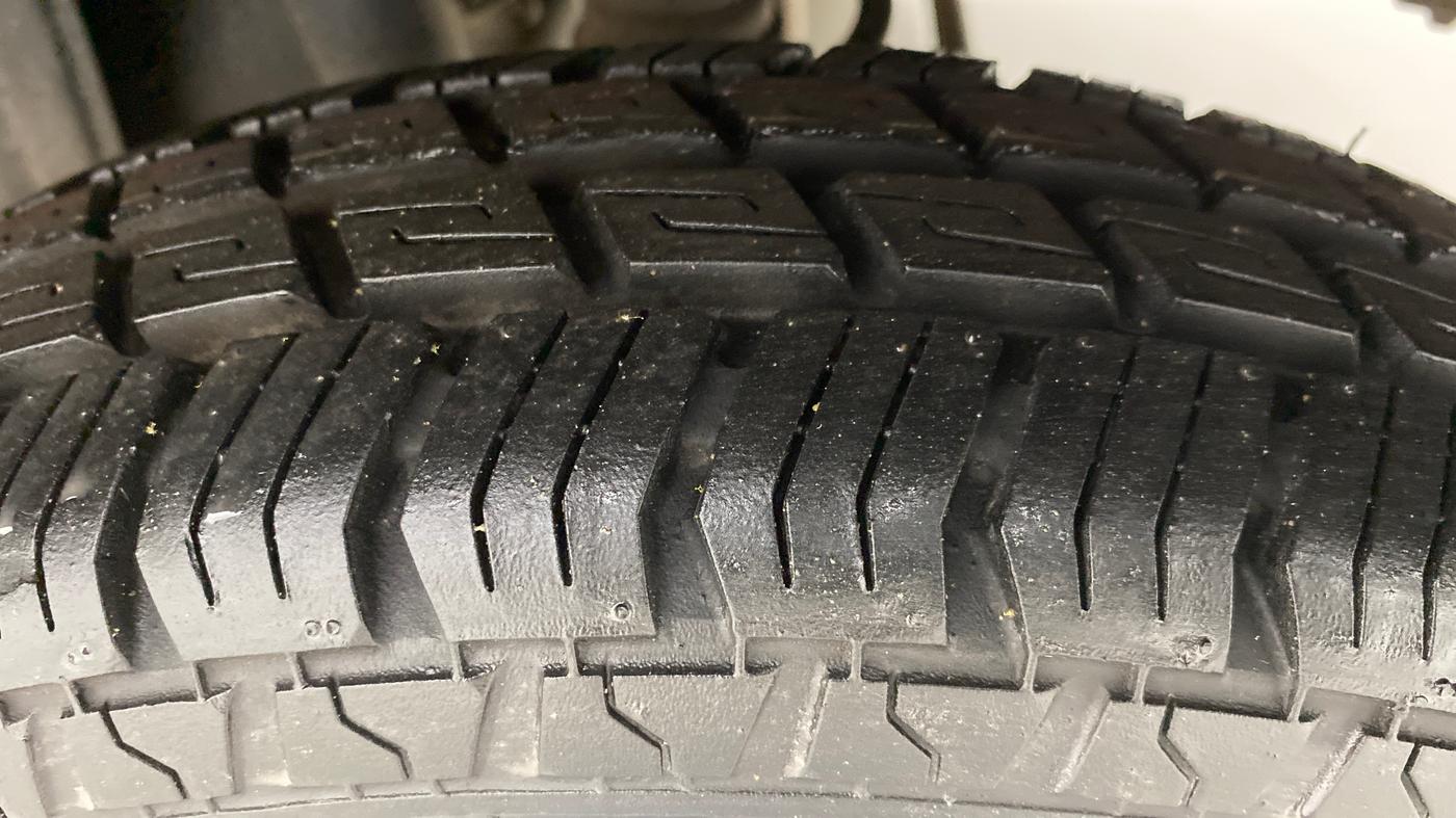 2018 Maruti Alto 800 LXI OPT, Petrol, Manual, 20,521 km, Left Rear Tyre Tread