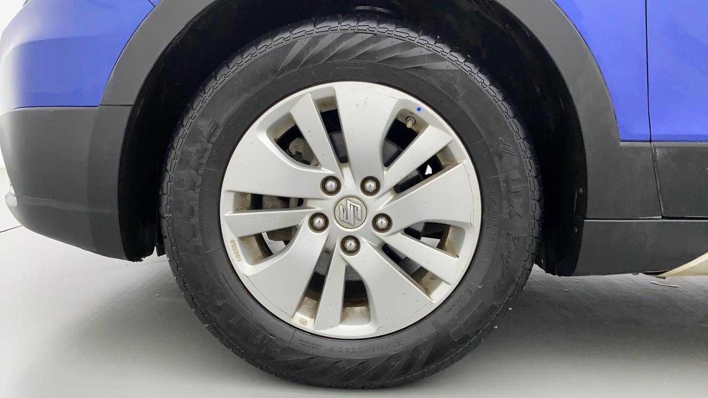 2015 Maruti S Cross ZETA 1.3, Diesel, Manual, 67,163 km, Left Front Wheel