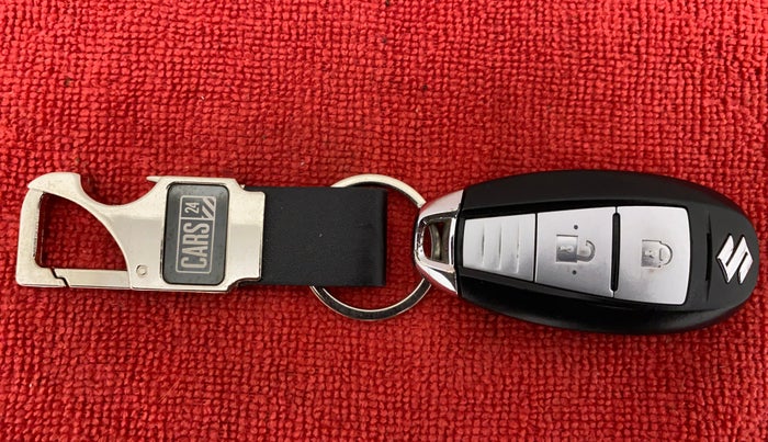2015 Maruti S Cross ZETA 1.3, Diesel, Manual, 67,163 km, Key Close Up