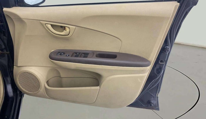 2014 Honda Amaze 1.5L I-DTEC S, Diesel, Manual, 81,075 km, Driver Side Door Panels Control