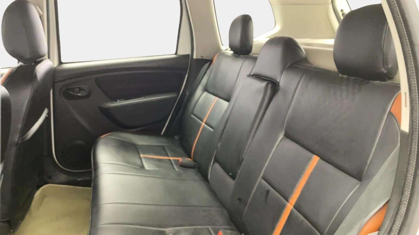 2017 Renault Duster 85 PS RXS MT DIESEL, Diesel, Manual, 58,138 km, Right Side Rear Door Cabin