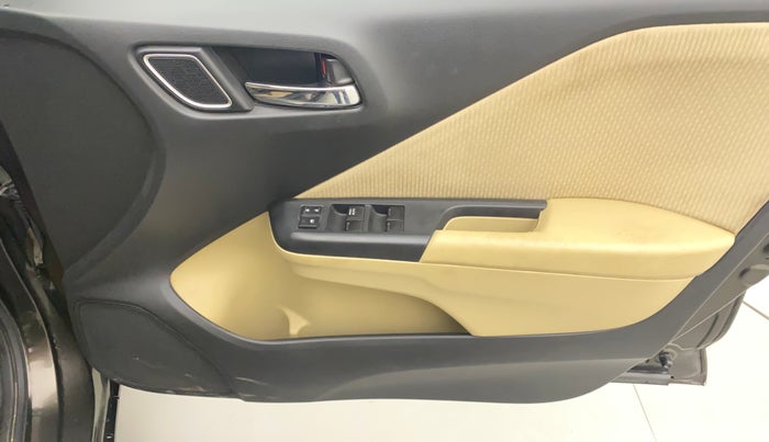 2017 Honda City 1.5L I-VTEC V MT, Petrol, Manual, 41,888 km, Driver Side Door Panels Control
