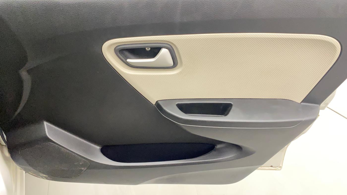 2021 Maruti Alto VXI, Petrol, Manual, 10,151 km, Driver Side Door Panels Control