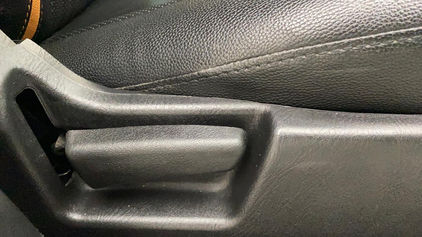 2021 Maruti Alto VXI, Petrol, Manual, 10,151 km, Driver Side Adjustment Panel