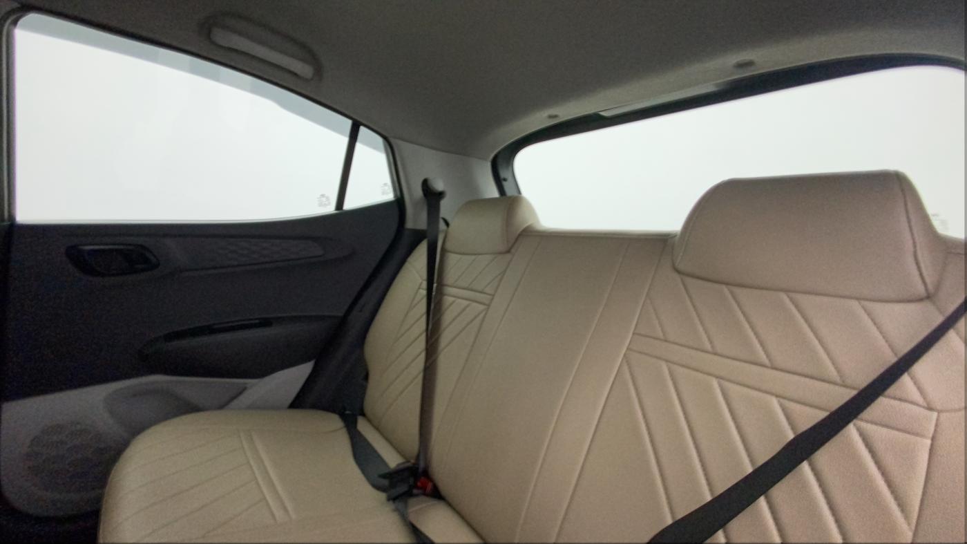 2020 Hyundai GRAND I10 NIOS MAGNA 1.2 KAPPA VTVT, Petrol, Manual, 74,046 km, Right Side Rear Door Cabin