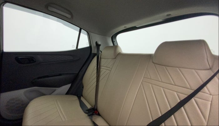 2020 Hyundai GRAND I10 NIOS MAGNA 1.2 KAPPA VTVT, Petrol, Manual, 74,046 km, Right Side Rear Door Cabin