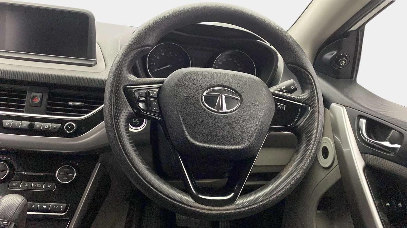 2018 Tata NEXON XZA PLUS DIESEL, Diesel, Automatic, 90,913 km, Steering Wheel Close Up