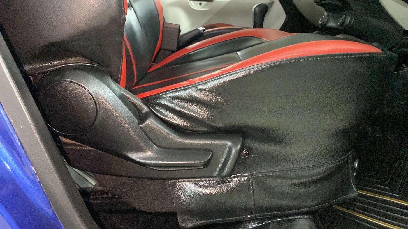 2017 Maruti IGNIS DELTA 1.2 AMT, Petrol, Automatic, 26,029 km, Driver Side Adjustment Panel