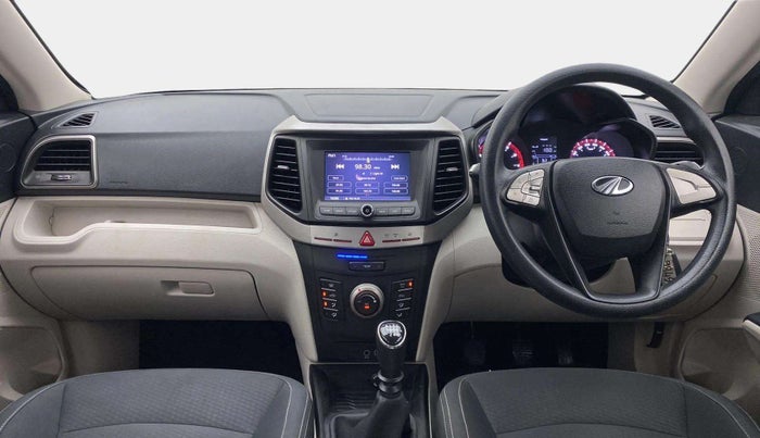 2019 Mahindra XUV300 W6 1.2 PETROL, Petrol, Manual, 50,455 km, Dashboard