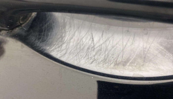 2019 Mahindra XUV300 W6 1.2 PETROL, Petrol, Manual, 50,455 km, Driver-side door - Minor scratches