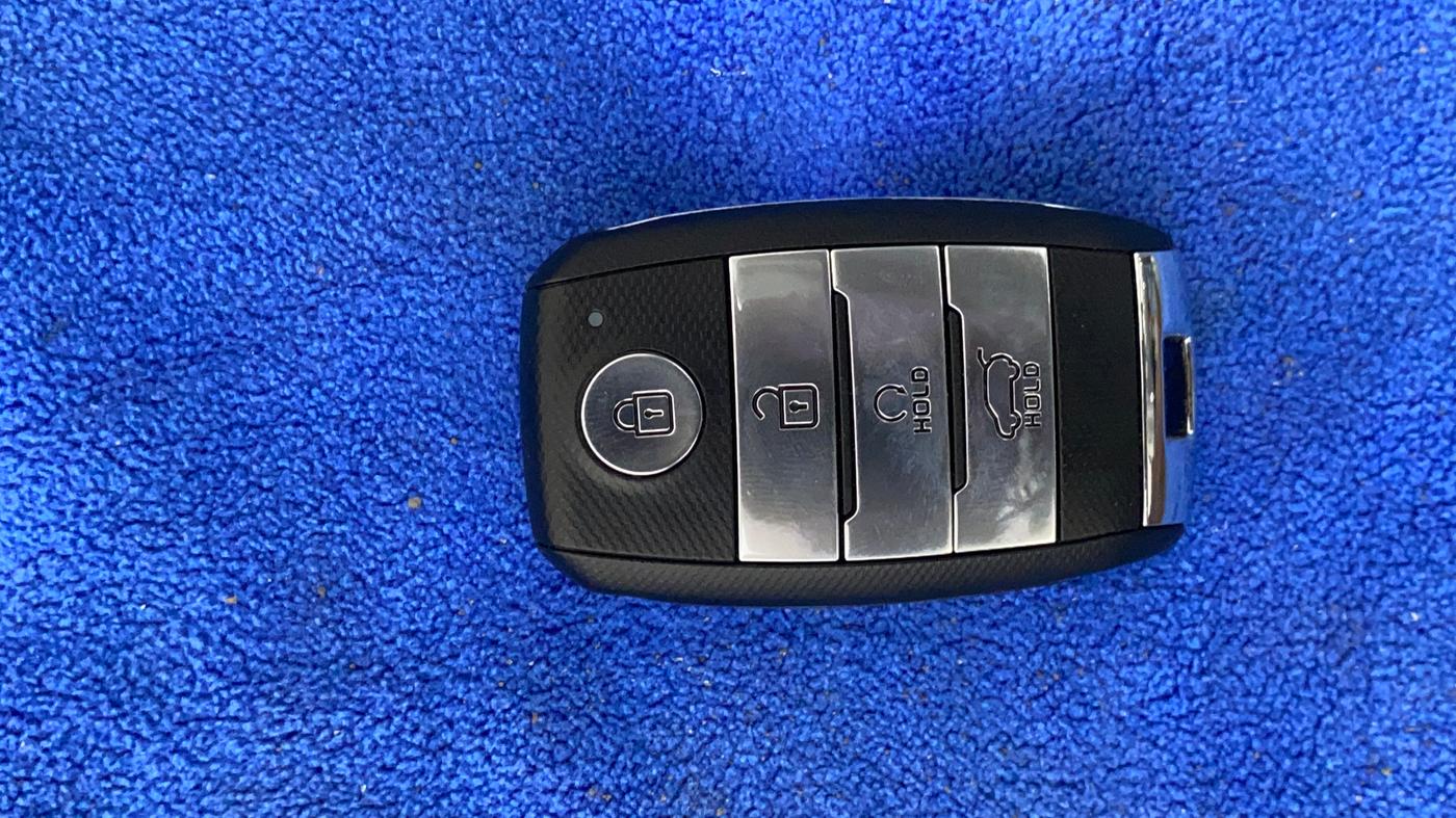 2022 KIA SELTOS HTX IVT 1.5 PETROL, Petrol, Automatic, 29,667 km, Key Close Up