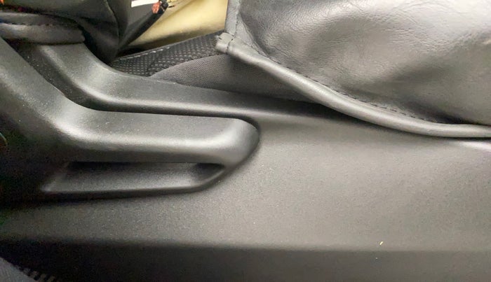 2021 Tata NEXON XMA SUNROOF PETROL, Petrol, Automatic, 31,998 km, Driver Side Adjustment Panel