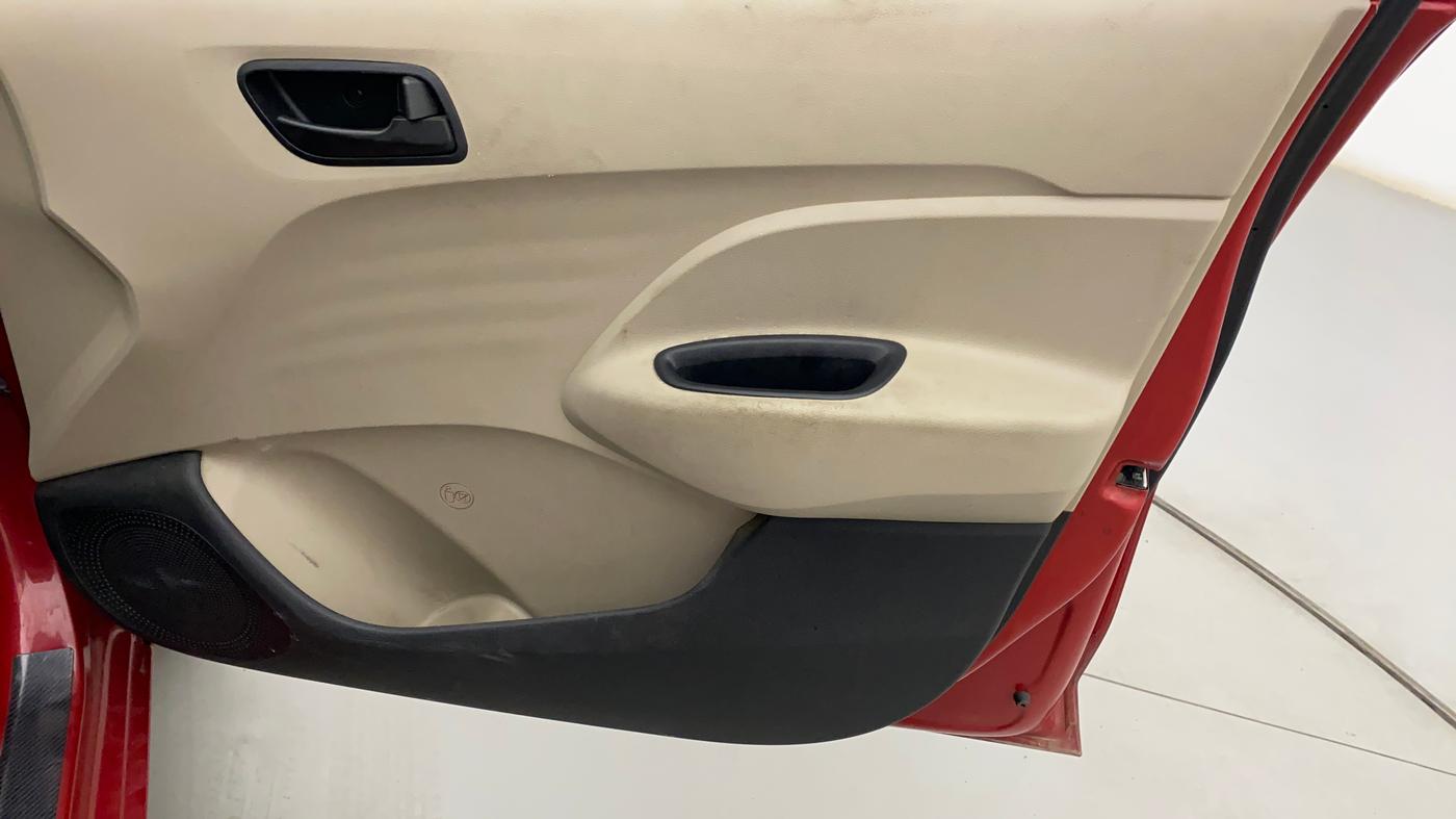 2021 Hyundai NEW SANTRO SPORTZ MT, Petrol, Manual, 54,077 km, Driver Side Door Panels Control