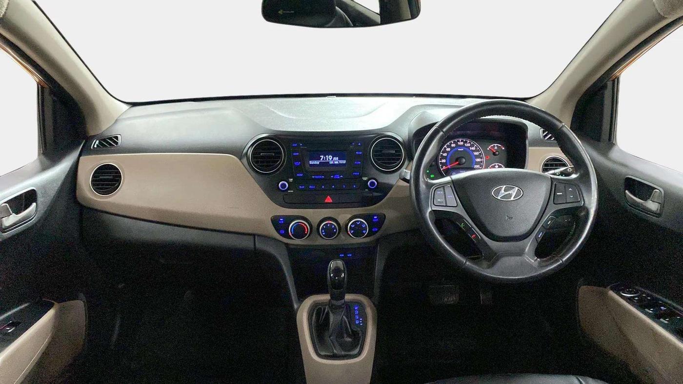 2015 Hyundai Grand i10 ASTA AT 1.2 KAPPA VTVT, Petrol, Automatic, 73,856 km, Dashboard