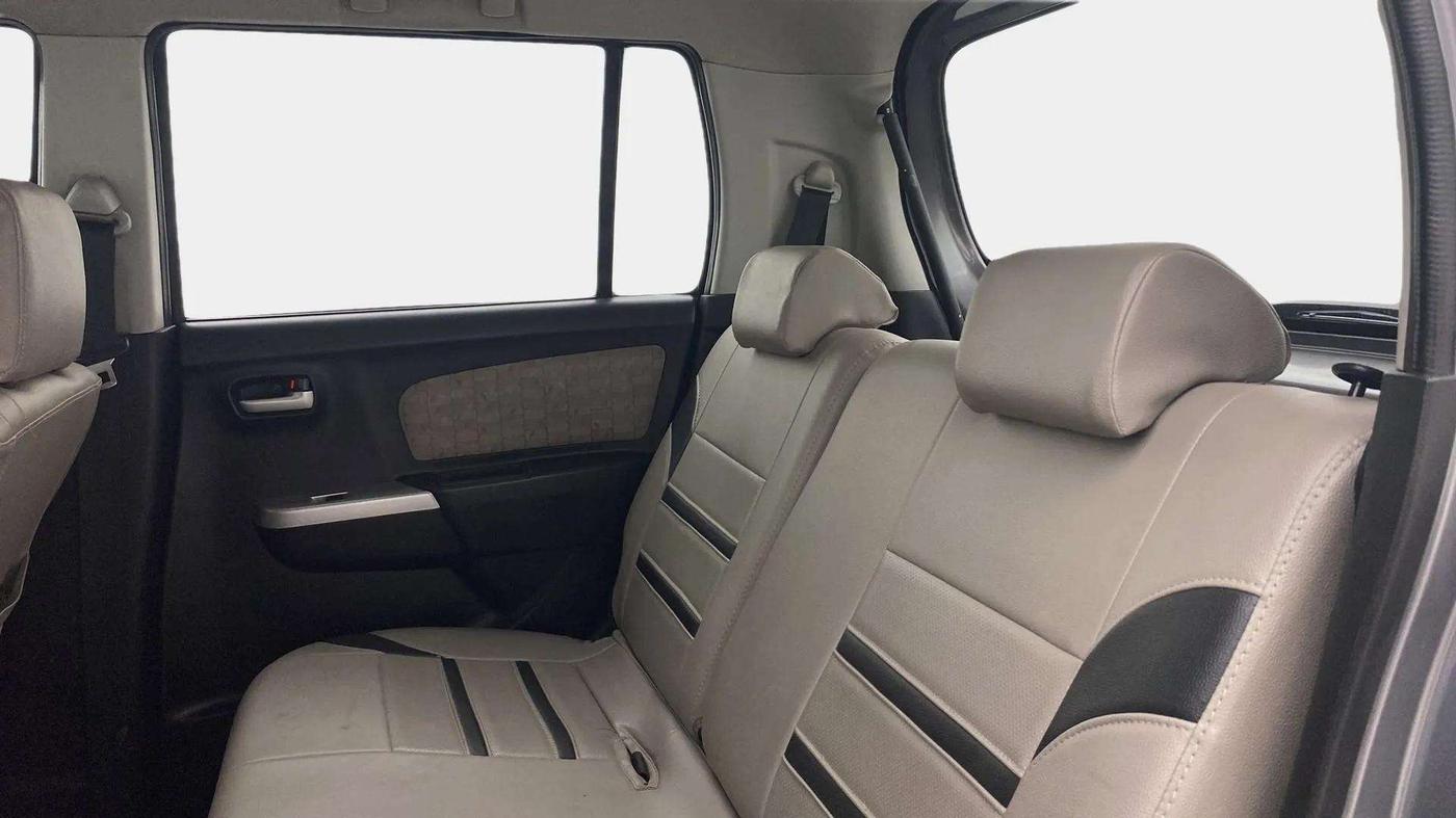 2015 Maruti Wagon R 1.0 VXI AMT, Petrol, Automatic, 87,271 km, Right Side Rear Door Cabin