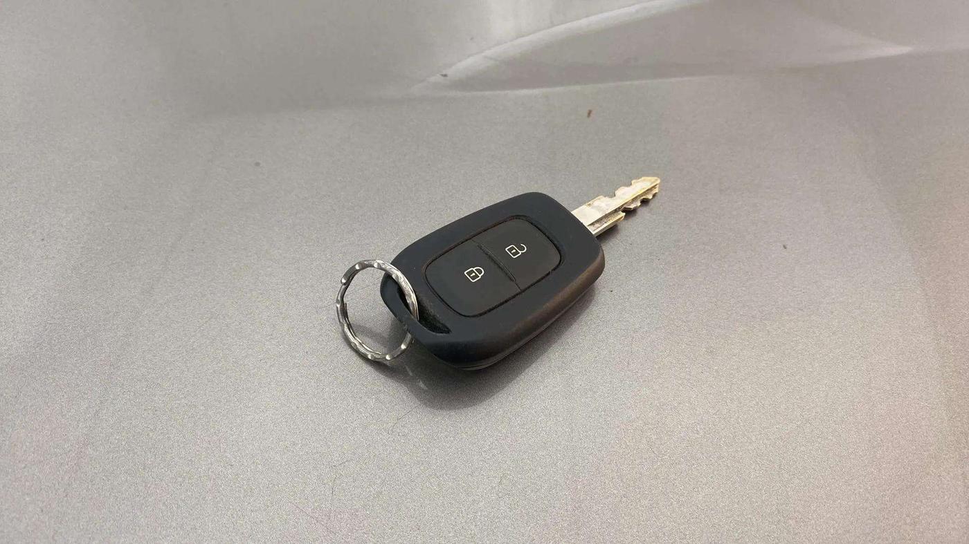 2019 Renault Kwid RXT 1.0 AMT (O), Petrol, Automatic, 36,316 km, Key Close Up
