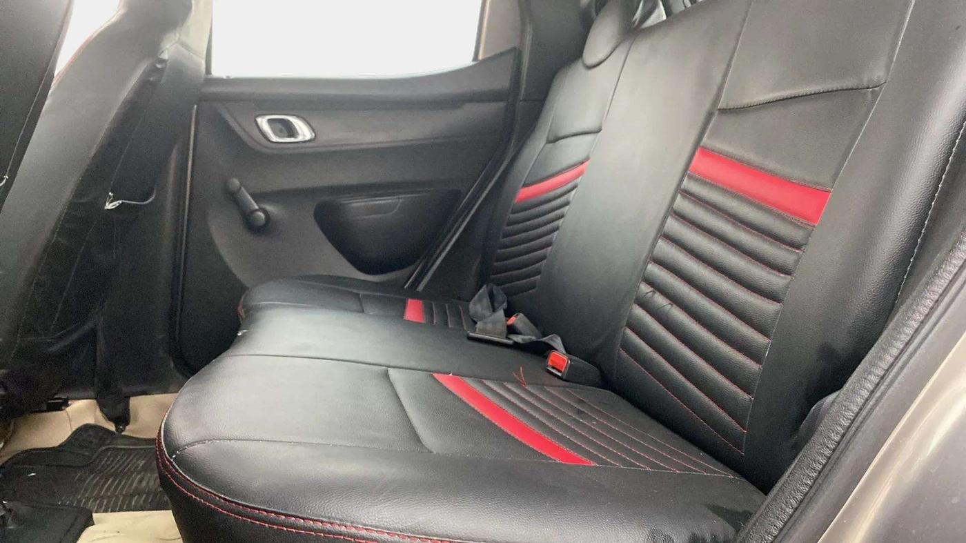 2019 Renault Kwid RXT 1.0 AMT (O), Petrol, Automatic, 36,316 km, Right Side Rear Door Cabin