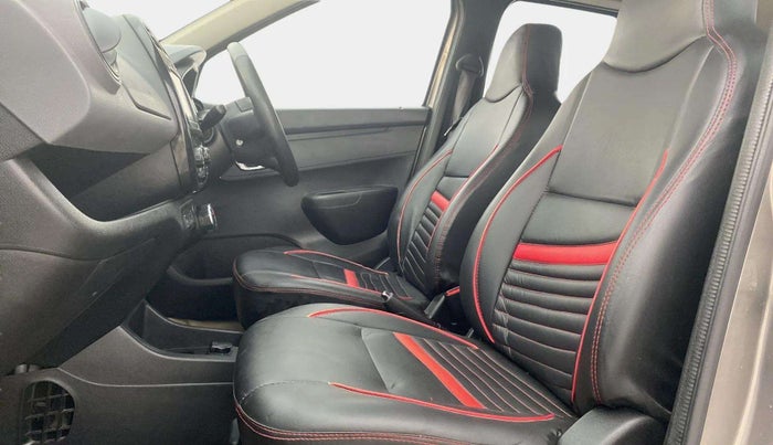 2019 Renault Kwid RXT 1.0 AMT (O), Petrol, Automatic, 36,316 km, Right Side Front Door Cabin